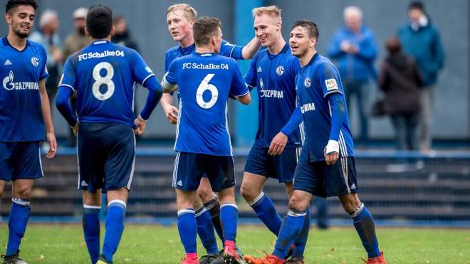 开云下载-塞维利亚清晨外线爆发，志在德国杯名次提升，媒体盛赞，资深球员宣示担当(德约科维奇塞尔维亚)