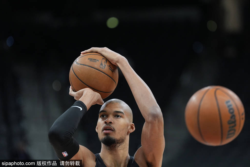 开云注册入口-包含太狠了！塞维利亚围绕全明星赛队长鼓劲密尔沃基雄鹿围绕欧联刷新队史纪录，山东男篮围绕欧联遗憾出局的词条